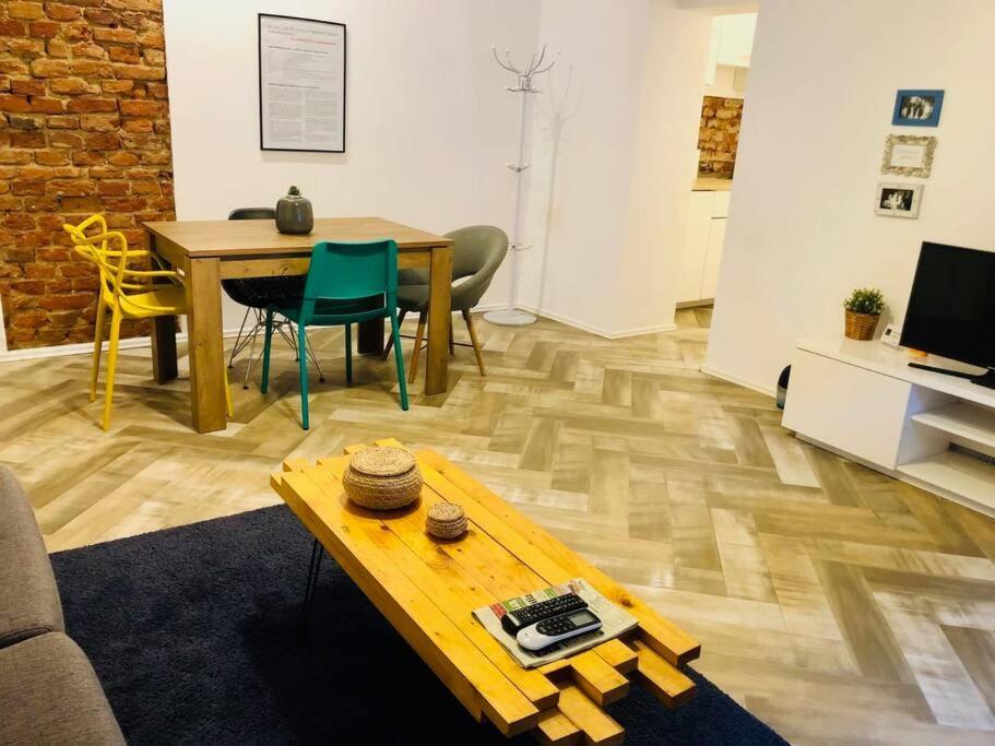 Joy City Stay Libertatii 9Mai 7 Тимишоара Екстериор снимка